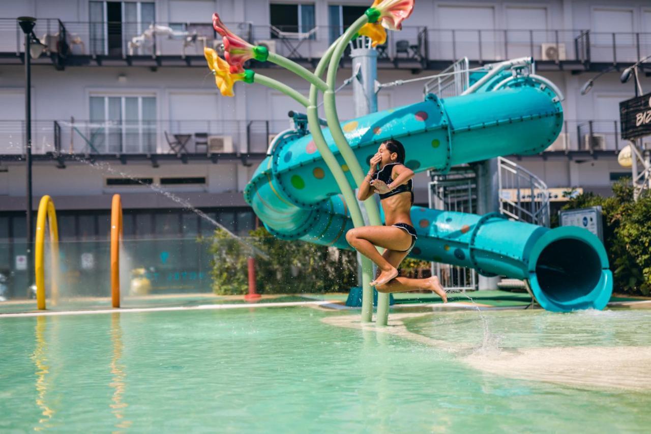 Trevi Family Resort カットーリカ エクステリア 写真